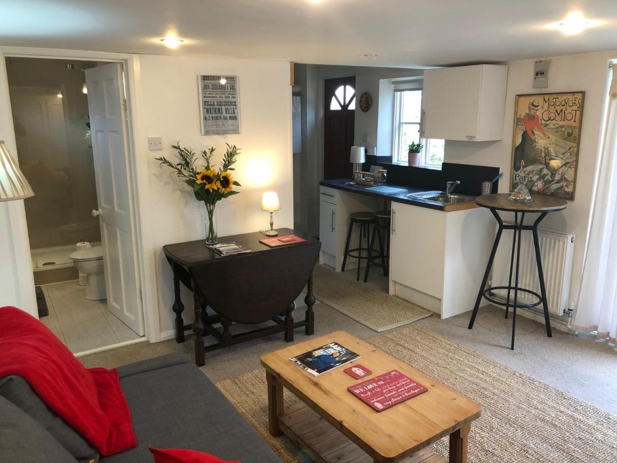 Kristina'S Coach House Apartment Horsham Exterior foto